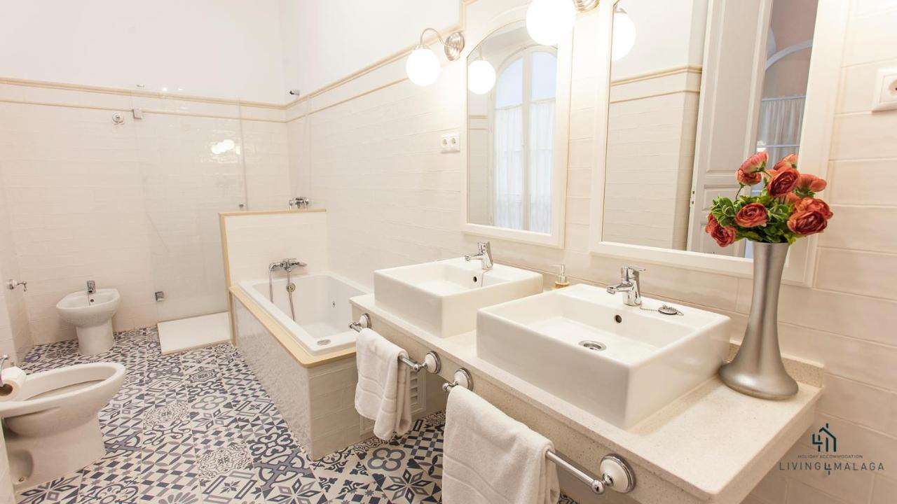 Living4Malaga Aduana Presidential Apartamento Exterior foto